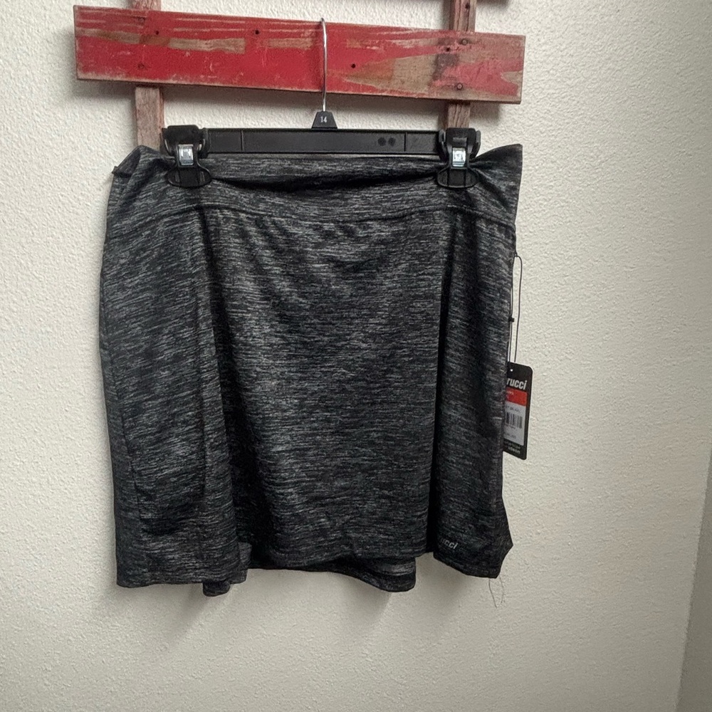 Women's‎ Black Skirt